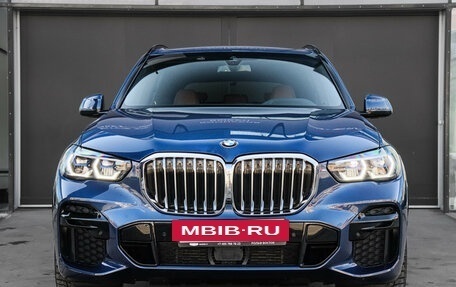 BMW X5, 2022 год, 9 550 000 рублей, 2 фотография