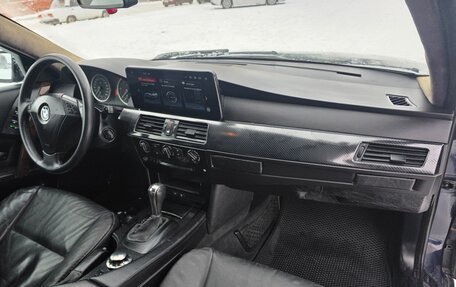 BMW 5 серия, 2004 год, 699 000 рублей, 10 фотография