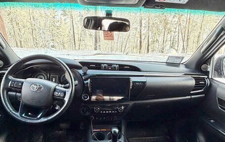 Toyota Hilux VIII, 2019 год, 3 850 000 рублей, 10 фотография