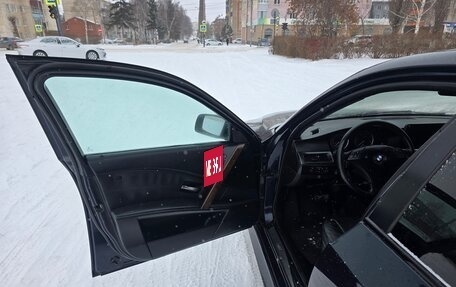 BMW 5 серия, 2004 год, 699 000 рублей, 7 фотография