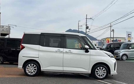 Toyota Roomy I, 2022 год, 1 020 000 рублей, 5 фотография