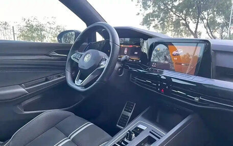 Volkswagen Golf VIII, 2022 год, 1 724 003 рублей, 10 фотография