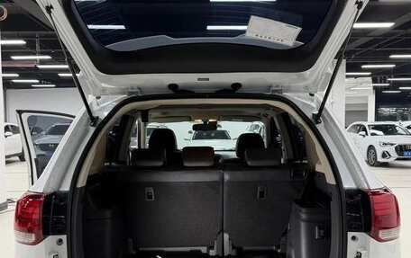 Mitsubishi Outlander III рестайлинг 3, 2022 год, 1 730 000 рублей, 16 фотография