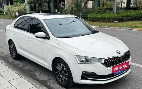 Skoda Rapid II, 2022 год, 1 100 000 рублей, 3 фотография