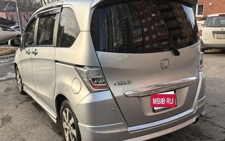 Honda Freed I, 2012 год, 1 050 000 рублей, 3 фотография