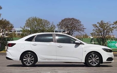 Chevrolet Cruze II, 2022 год, 943 229 рублей, 7 фотография