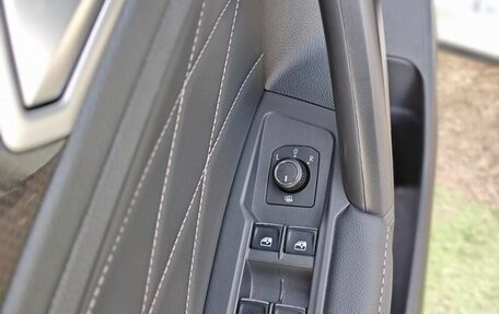 Volkswagen Tiguan II, 2022 год, 2 362 003 рублей, 12 фотография