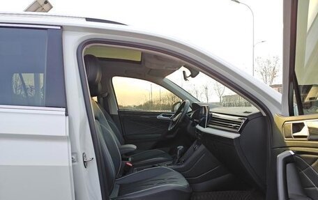 Volkswagen Tiguan II, 2022 год, 2 362 003 рублей, 13 фотография