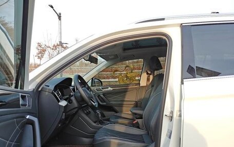 Volkswagen Tiguan II, 2022 год, 2 362 003 рублей, 11 фотография