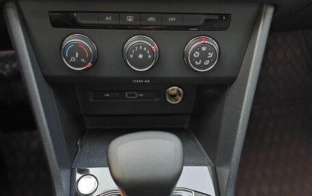 Volkswagen Tiguan II, 2022 год, 2 362 003 рублей, 10 фотография