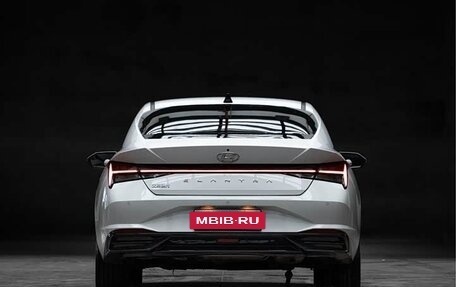 Hyundai Elantra, 2023 год, 1 320 000 рублей, 7 фотография