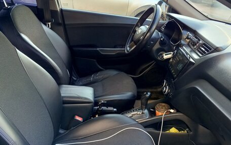 KIA Rio III рестайлинг, 2011 год, 820 000 рублей, 15 фотография