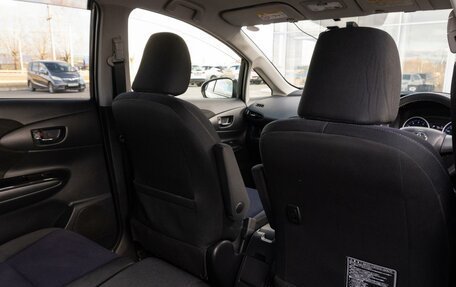 Toyota Wish II, 2016 год, 1 699 000 рублей, 17 фотография