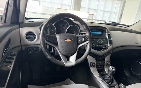 Chevrolet Cruze II, 2012 год, 749 000 рублей, 12 фотография