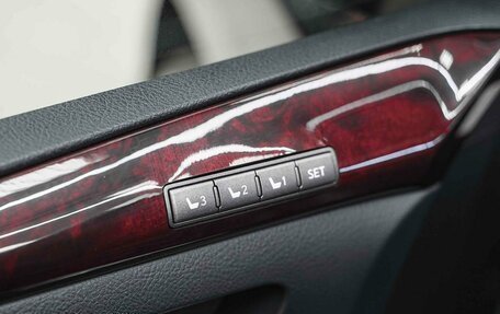 Lexus LX III, 2011 год, 3 490 000 рублей, 11 фотография