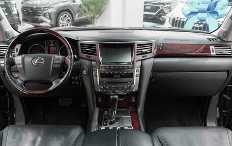 Lexus LX III, 2011 год, 3 490 000 рублей, 6 фотография