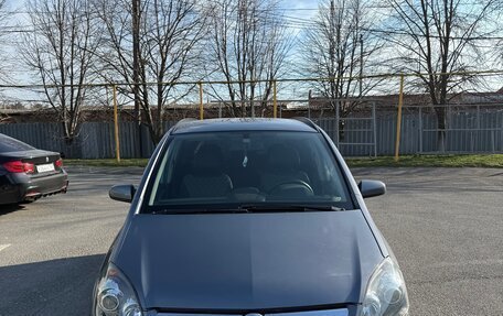 Opel Zafira B, 2007 год, 900 000 рублей, 3 фотография