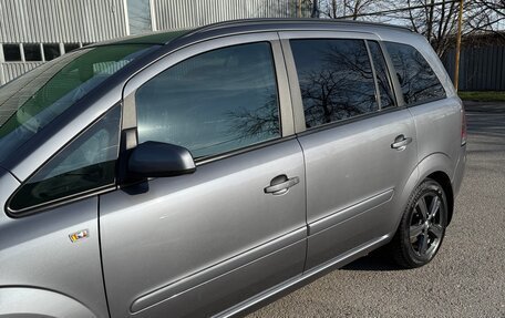 Opel Zafira B, 2007 год, 900 000 рублей, 5 фотография