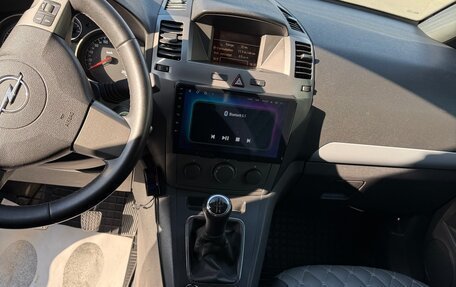 Opel Zafira B, 2007 год, 900 000 рублей, 9 фотография