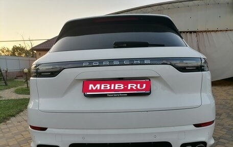 Porsche Cayenne III, 2018 год, 7 650 000 рублей, 3 фотография