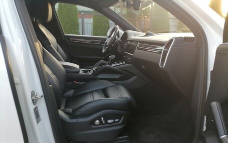 Porsche Cayenne III, 2018 год, 7 650 000 рублей, 15 фотография