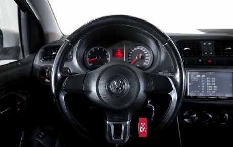 Volkswagen Polo VI (EU Market), 2011 год, 600 000 рублей, 14 фотография