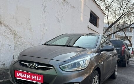 Hyundai Solaris II рестайлинг, 2014 год, 950 000 рублей, 3 фотография