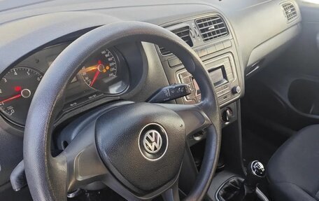 Volkswagen Polo VI (EU Market), 2019 год, 999 000 рублей, 2 фотография