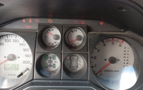 Mitsubishi Pajero III рестайлинг, 2005 год, 1 100 000 рублей, 10 фотография