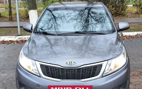 KIA Rio III рестайлинг, 2012 год, 560 000 рублей, 2 фотография