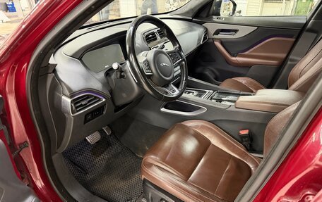 Jaguar F-Pace, 2017 год, 2 650 000 рублей, 14 фотография