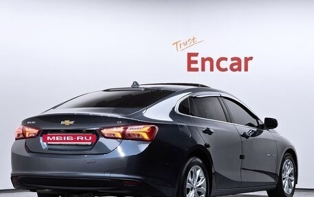 Chevrolet Malibu IX, 2021 год, 1 670 000 рублей, 3 фотография