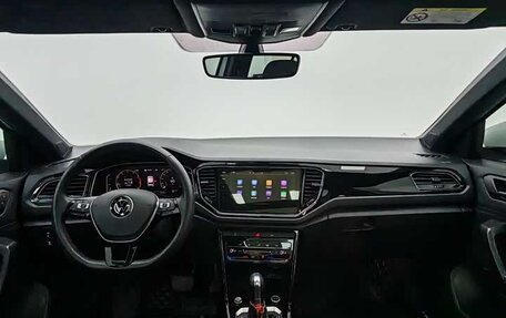 Volkswagen T-Roc I, 2022 год, 1 515 000 рублей, 10 фотография