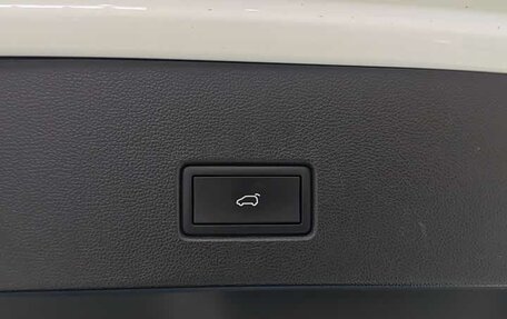 Volkswagen T-Roc I, 2022 год, 1 515 000 рублей, 15 фотография