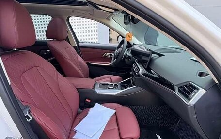 BMW 3 серия, 2023 год, 2 661 229 рублей, 10 фотография