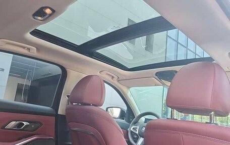 BMW 3 серия, 2023 год, 2 661 229 рублей, 12 фотография