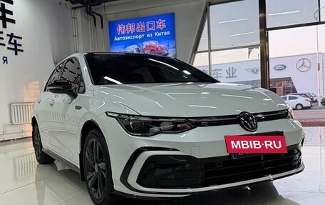 Volkswagen Golf VIII, 2023 год, 1 820 000 рублей, 3 фотография