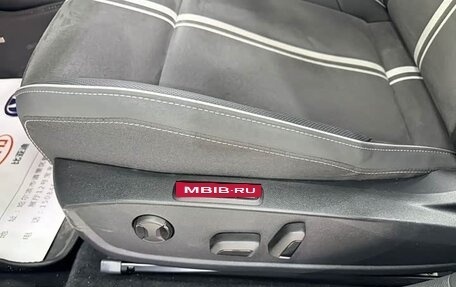 Volkswagen Golf VIII, 2023 год, 1 820 000 рублей, 8 фотография