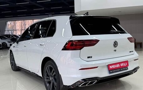 Volkswagen Golf VIII, 2023 год, 1 820 000 рублей, 4 фотография