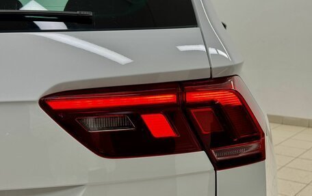 Volkswagen Tiguan II, 2021 год, 2 998 000 рублей, 10 фотография