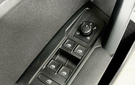 Volkswagen Tiguan II, 2021 год, 2 998 000 рублей, 16 фотография