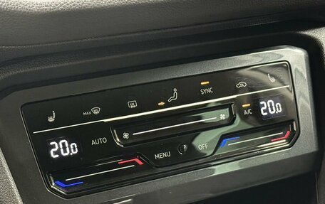 Volkswagen Tiguan II, 2021 год, 2 998 000 рублей, 15 фотография