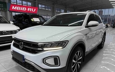 Volkswagen T-Roc I, 2023 год, 1 620 000 рублей, 1 фотография