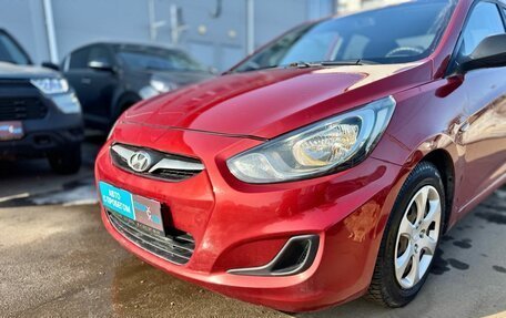 Hyundai Solaris II рестайлинг, 2011 год, 545 400 рублей, 2 фотография