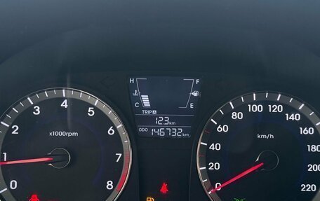 Hyundai Solaris II рестайлинг, 2011 год, 545 400 рублей, 11 фотография