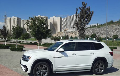 Volkswagen Atlas I, 2019 год, 2 390 000 рублей, 3 фотография