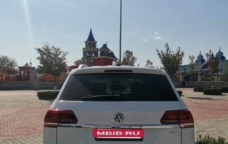 Volkswagen Atlas I, 2019 год, 2 390 000 рублей, 2 фотография