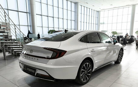 Hyundai Sonata VIII, 2022 год, 2 890 000 рублей, 6 фотография