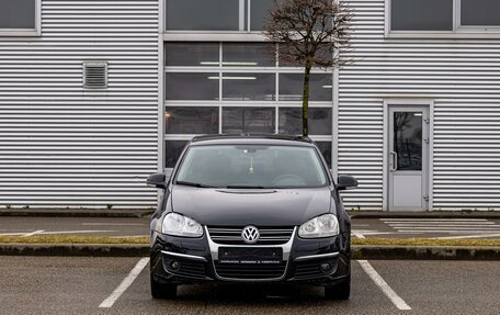 Volkswagen Jetta VI, 2010 год, 725 000 рублей, 2 фотография