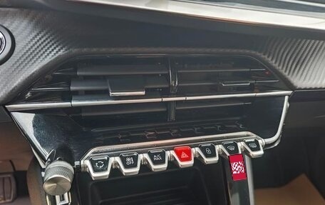 Peugeot 2008 II, 2022 год, 1 410 000 рублей, 16 фотография